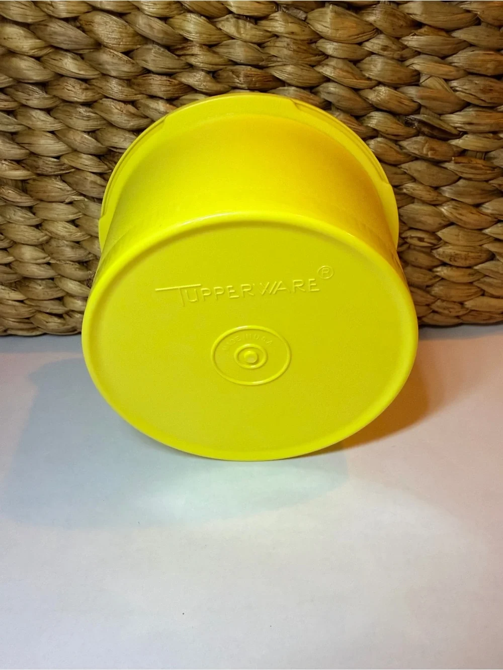 Tupperware set bright